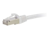 C2G Cat5e Booted Shielded (STP) Network Patch Cable - Koblingskabel - RJ-45 (hann) til RJ-45 (hann) - 50 m - STP - CAT 5e - formstøpt - hvit 83890