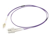 C2G 20m LC/SC OM4 LSZH Fibre Patch - Purple - Koblingskabel - LC multimodus (hann) til SC flermodus (hann) - 20 m - 20 m - fiberoptisk - dupleks - 50 / 125 mikroner - OM4 - purpur 81766