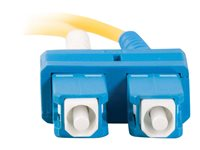 C2G SC-SC 9/125 OS1 Duplex Singlemode PVC Fiber Optic Cable (LSZH) - Koblingskabel - SC-enkeltmodus (hann) til SC-enkeltmodus (hann) - 5 m - fiberoptisk - dupleks - 9 / 125 micron - OS1 - halogenfri - gul 85571